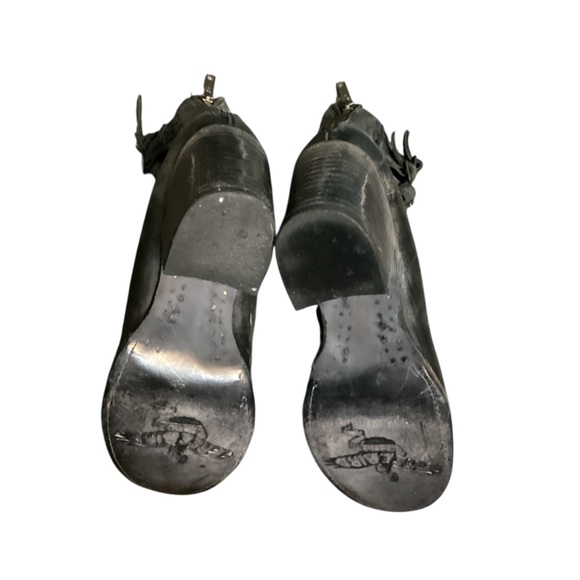 RANDI - Picture 10 of 10